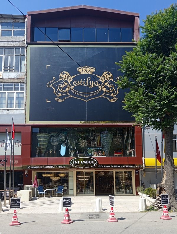 Estilya mağazası